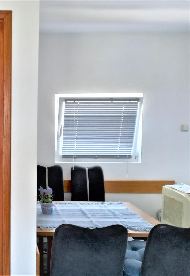 Apartments Kosec Vrsi Extérieur photo